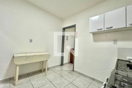 Cozinha de casa para alugar com 1 quarto, 35m² em Vila Campestre, São Paulo