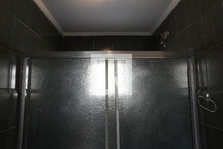 Casa à venda com 250m², 2 quartos e 8 vagasBanheiro