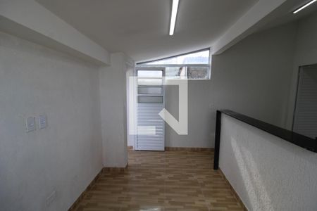 Sala / Cozinha de casa para alugar com 1 quarto, 45m² em Vila Gustavo, São Paulo