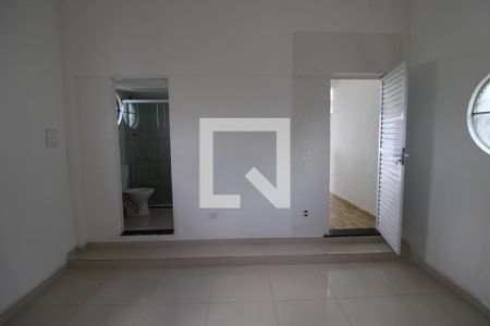 Quarto 1 de casa para alugar com 1 quarto, 45m² em Vila Gustavo, São Paulo