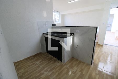 Sala / Cozinha de casa para alugar com 1 quarto, 45m² em Vila Gustavo, São Paulo