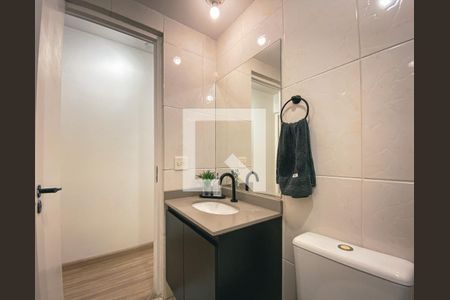 Banheiro de apartamento para alugar com 2 quartos, 55m² em Jardim das Vertentes, São Paulo