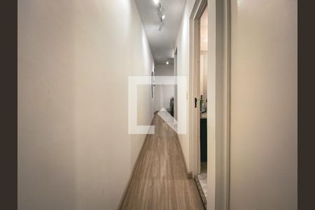 Corredor de apartamento para alugar com 2 quartos, 55m² em Jardim das Vertentes, São Paulo