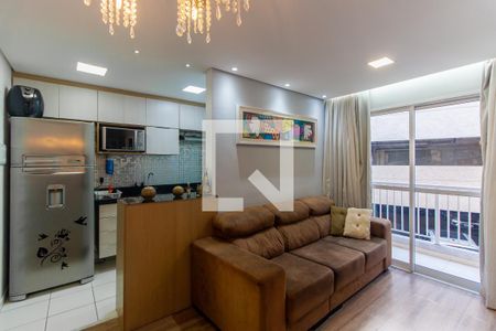 Sala de apartamento para alugar com 2 quartos, 52m² em Sítio da Figueira, São Paulo