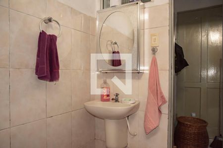 Casa à venda com 262m², 4 quartos e sem vaga Casa à venda com 262m², 4 quartos e sem vagaCasa 2 - Banheiro