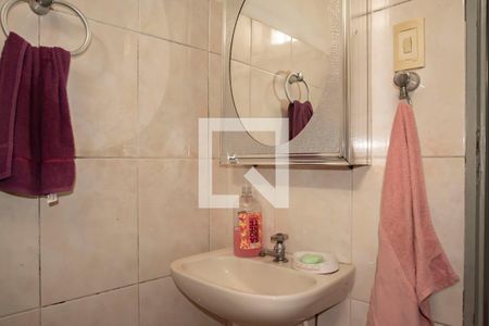 Casa à venda com 262m², 4 quartos e sem vaga Casa à venda com 262m², 4 quartos e sem vagaCasa 2 - Banheiro