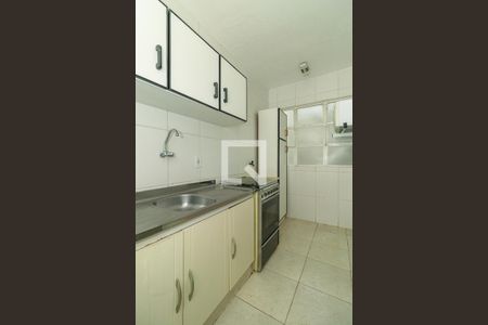 Cozinha de apartamento para alugar com 1 quarto, 40m² em Santo Antônio, Porto Alegre