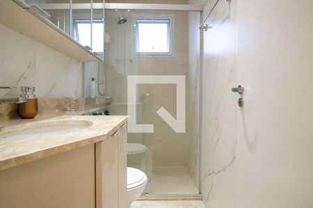 Apartamento à venda com 69m², 3 quartos e 2 vagasBanheiro da Suíte