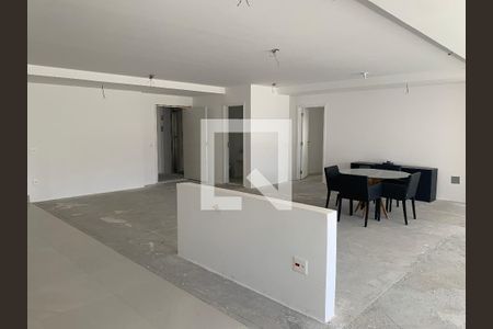 Apartamento à venda com 210m², 3 quartos e 3 vagasSala/Cozinha