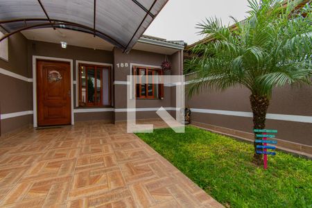 Casa à venda com 60m², 2 quartos e 1 vaga Casa à venda com 60m², 2 quartos e 1 vagaFachada