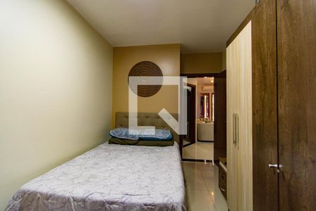 Casa à venda com 60m², 2 quartos e 1 vaga Casa à venda com 60m², 2 quartos e 1 vagaQuarto