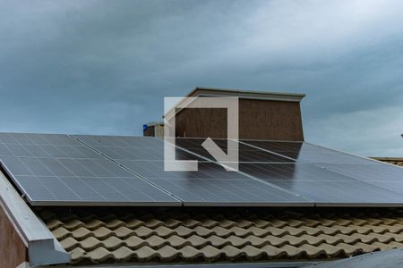 Casa à venda com 60m², 2 quartos e 1 vaga Casa à venda com 60m², 2 quartos e 1 vagaFachada