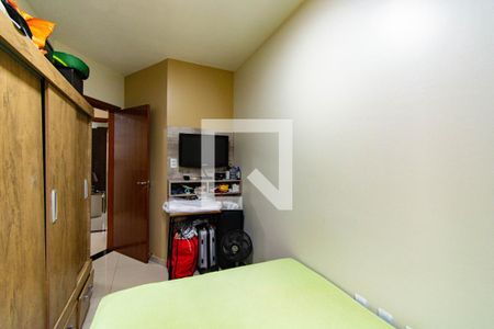 Casa à venda com 60m², 2 quartos e 1 vaga Casa à venda com 60m², 2 quartos e 1 vagaQuarto