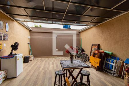 Varanda de casa à venda com 2 quartos, 60m² em Harmonia, Canoas