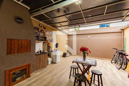 Varanda de casa à venda com 2 quartos, 60m² em Harmonia, Canoas