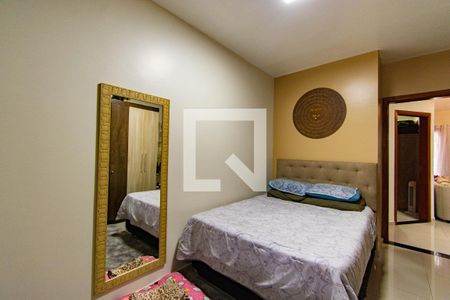 Casa à venda com 60m², 2 quartos e 1 vaga Casa à venda com 60m², 2 quartos e 1 vagaQuarto