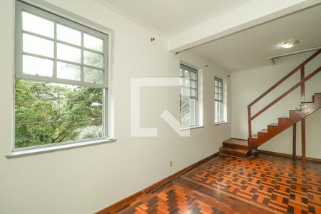 Sala de apartamento à venda com 4 quartos, 90m² em Passo da Areia, Porto Alegre