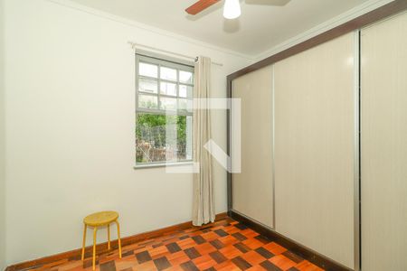 Quarto de apartamento à venda com 4 quartos, 90m² em Passo da Areia, Porto Alegre