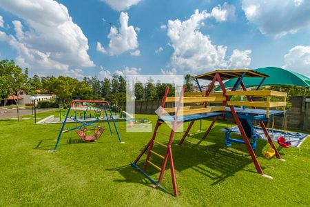 Casa de condomínio à venda com 300m², 4 quartos e 5 vagasÁrea comum - Playground