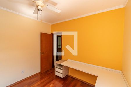 Casa de condomínio à venda com 300m², 4 quartos e 5 vagasQuarto 3