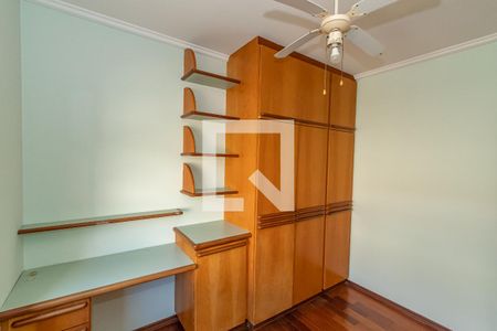 Casa de condomínio à venda com 300m², 4 quartos e 5 vagasQuarto 2