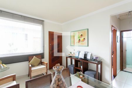 Sala de casa à venda com 2 quartos, 64m² em Jaqueline, Belo Horizonte