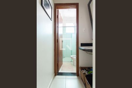 Casa à venda com 64m², 2 quartos e 1 vaga Casa à venda com 64m², 2 quartos e 1 vagaBanheiro