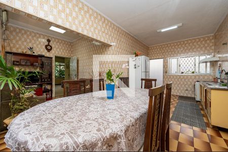 Casa à venda com 380m², 3 quartos e 3 vagasCozinha