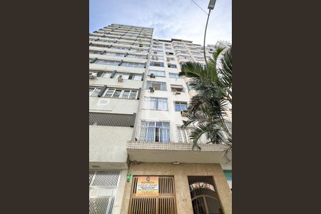 Fachada de kitnet/studio para alugar com 1 quarto, 32m² em Leme, Rio de Janeiro