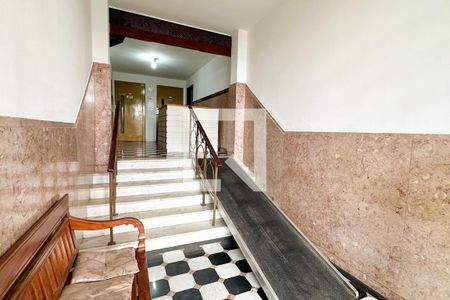 Entrada de kitnet/studio para alugar com 1 quarto, 32m² em Leme, Rio de Janeiro