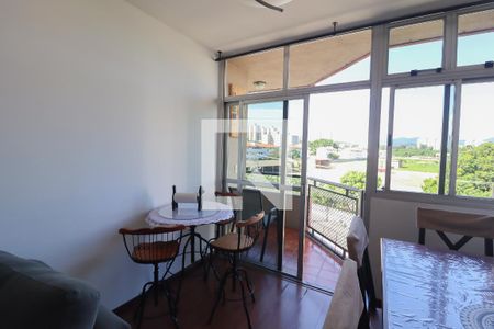 Sala de apartamento à venda com 3 quartos, 97m² em Retiro, Jundiaí