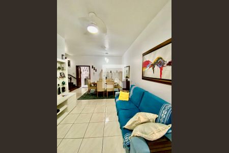 Sala de casa à venda com 3 quartos, 245m² em Cachambi, Rio de Janeiro