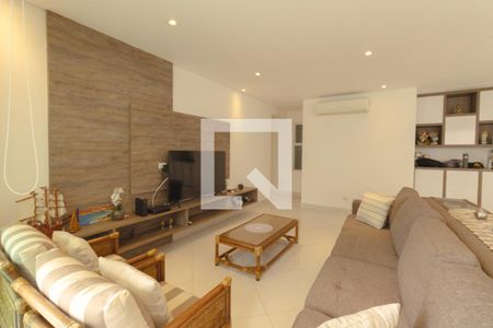 Sala de apartamento para alugar com 4 quartos, 176m² em Vila Maia, Guarujá