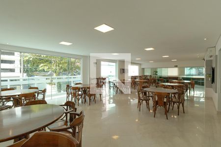 Apartamento para alugar com 176m², 4 quartos e 4 vagasÁrea comum - Salão de festas