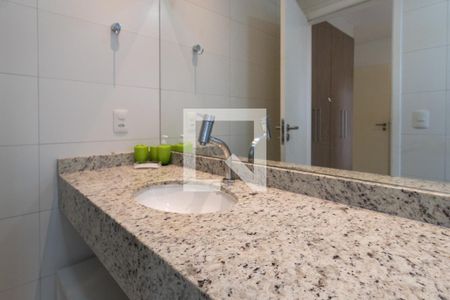 Apartamento para alugar com 176m², 4 quartos e 4 vagasBanheiro da Suíte 2