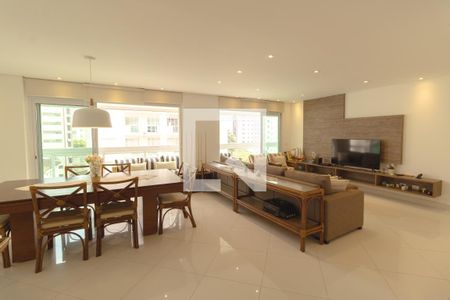 Sala de apartamento para alugar com 4 quartos, 176m² em Vila Maia, Guarujá