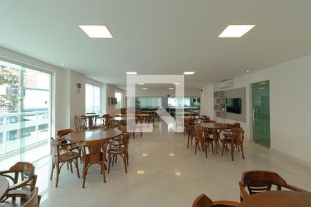 Apartamento para alugar com 176m², 4 quartos e 4 vagasÁrea comum - Salão de festas