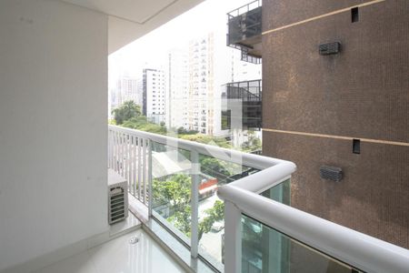 Apartamento para alugar com 176m², 4 quartos e 4 vagasVaranda