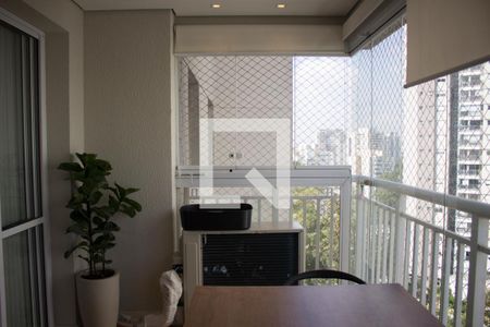Varanda Sala de apartamento para alugar com 2 quartos, 71m² em Morumbi, São Paulo