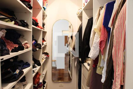 Apartamento à venda com 119m², 3 quartos e 1 vagaCloset da suíte