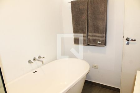 Apartamento à venda com 119m², 3 quartos e 1 vagaBanheiro da Suíte