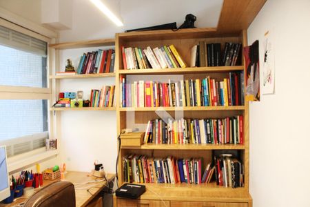 Apartamento à venda com 119m², 3 quartos e 1 vagaEscritório