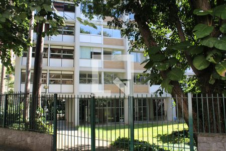 Apartamento à venda com 119m², 3 quartos e 1 vagaFachada e portaria