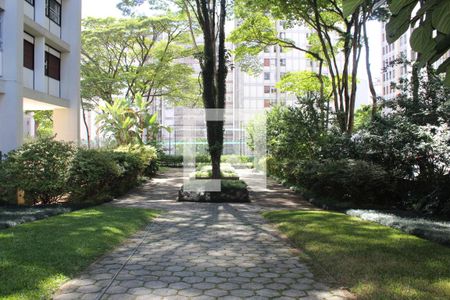 Apartamento à venda com 119m², 3 quartos e 1 vagaÁrea de Serviço