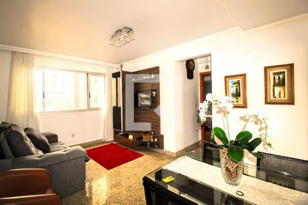 Sala  de apartamento à venda com 2 quartos, 66m² em Carmo, Belo Horizonte