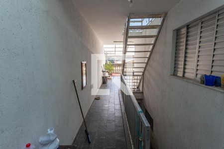 Casa à venda com 370m², 4 quartos e 4 vagas Casa à venda com 370m², 4 quartos e 4 vagasAcesso para varanda