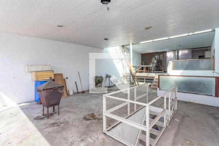 Casa à venda com 370m², 4 quartos e 4 vagas Casa à venda com 370m², 4 quartos e 4 vagasPiso superior