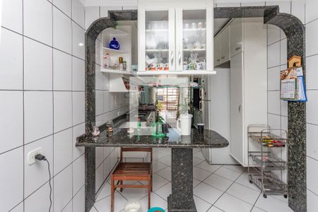 Casa à venda com 370m², 4 quartos e 4 vagas Casa à venda com 370m², 4 quartos e 4 vagasCozinha