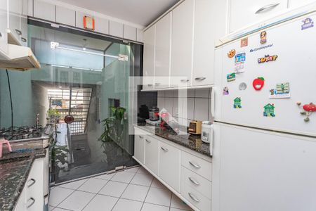Casa à venda com 370m², 4 quartos e 4 vagas Casa à venda com 370m², 4 quartos e 4 vagasCozinha