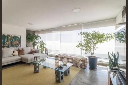 Apartamento à venda com 2 quartos, 121m² em Pinheiros, São Paulo